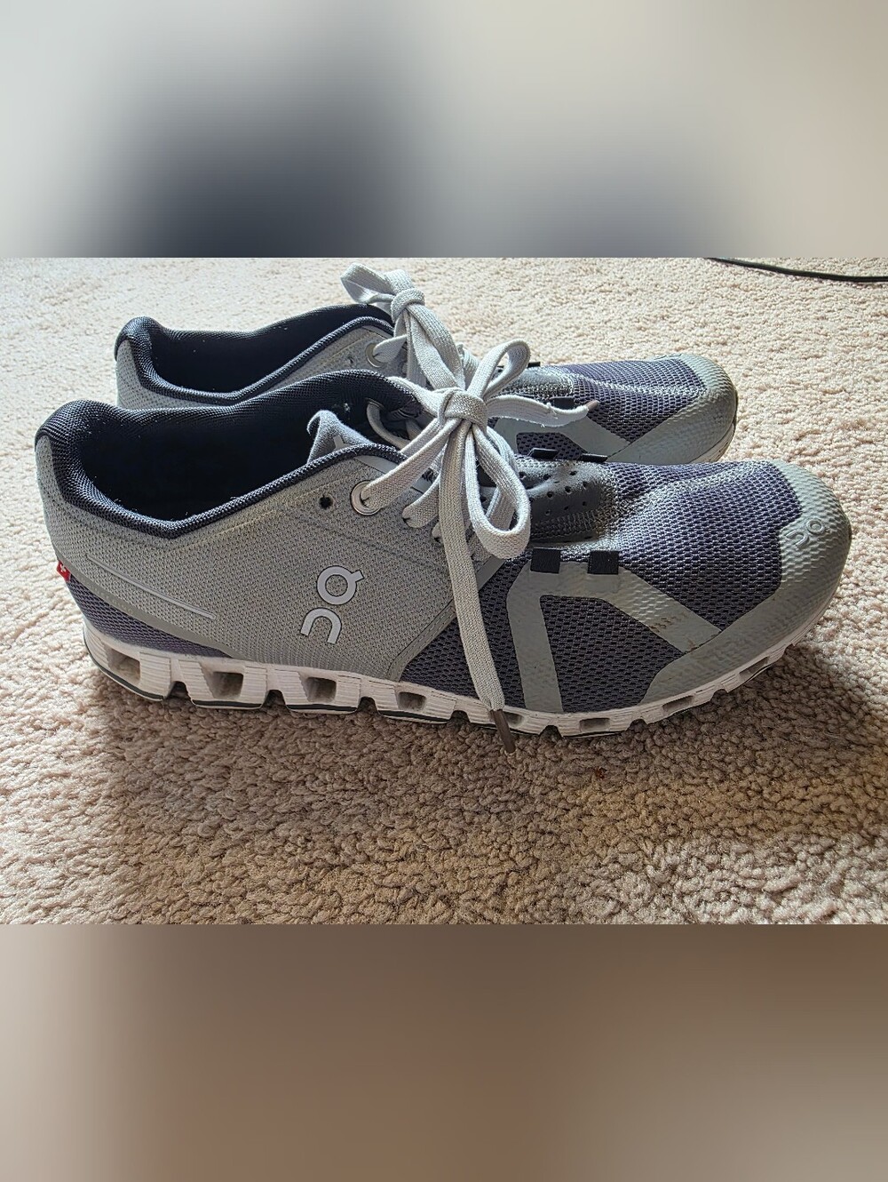 On Cloud 5 Women’s Running Shoe Sneakers gray - size 8.5